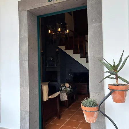 Casa Belcanto Da Faja 펜션